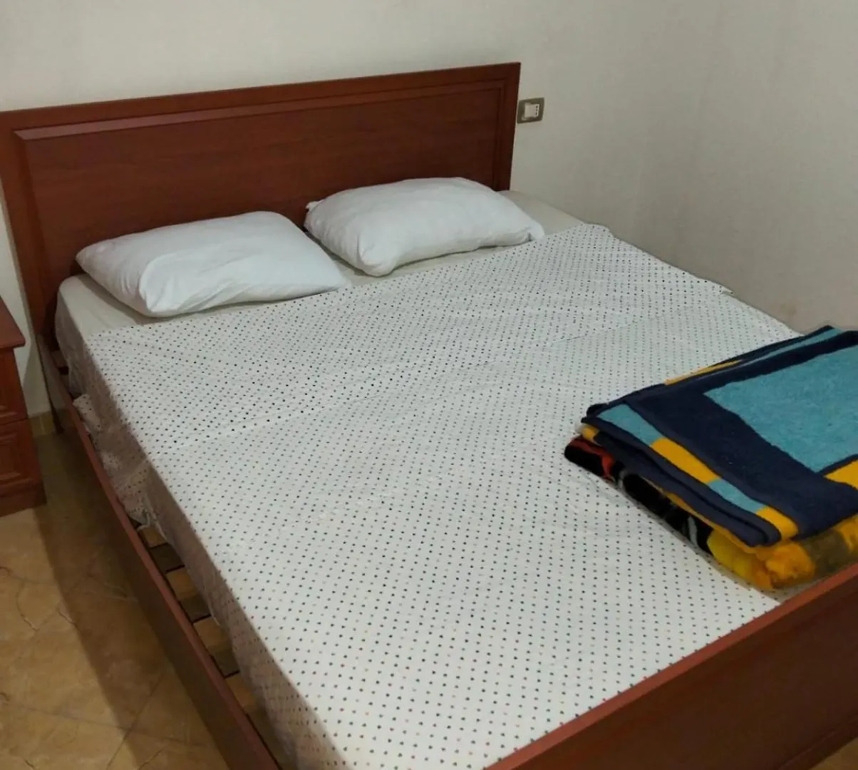 Backpackers Lacasadepayaso Durrës 0*,