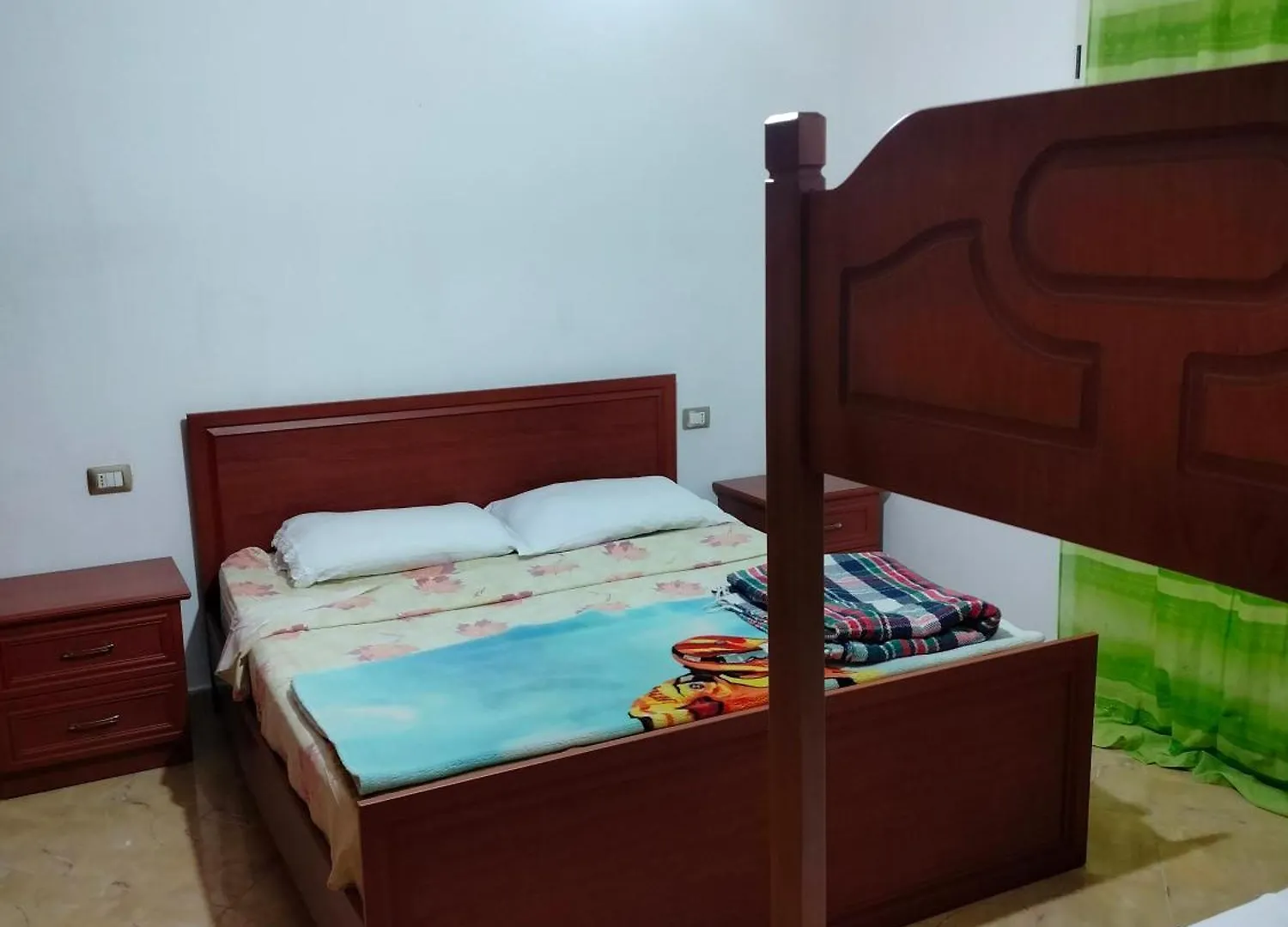 旅馆 Backpackers Lacasadepayaso Durrës